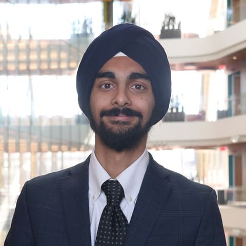 Headshot of Mehr Anand, Founder and Advisor of the Claude Builders Club at Northeastern University.